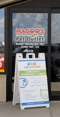 Magoo's Pet Outlet loves your pet.