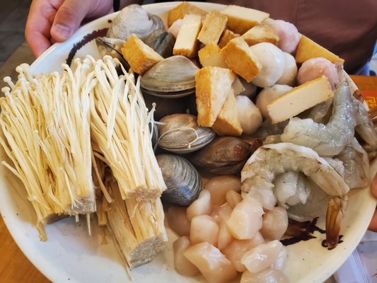 Seafood (clams, shrimp, scallop, fish ball, fish tofu), enoki