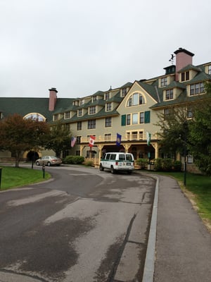 Golden Eagle Lodge Resort