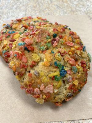 Fruity Pebbles Cookies