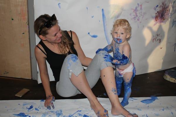 Beautiful family moment at one of our weekly Open Art Studios. (Washable, non-toxic, water-based, hypo-allergenic paints are used)