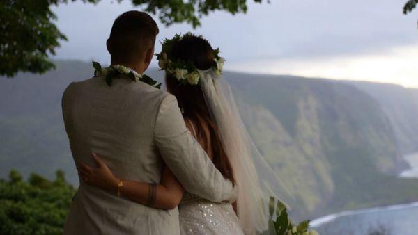 A beautiful and intimate elopement at Waipi'o Valley