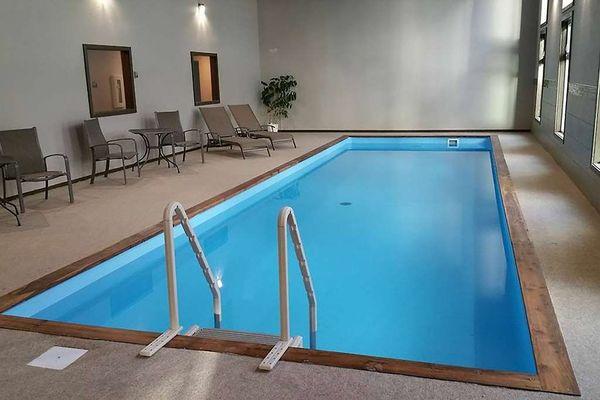 Pool - indoor