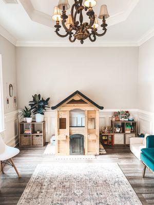 Waiting room / play area for the kiddos