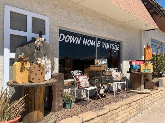 Down Home Vintage is a one gal vintage operation offering top quality clothing, interesting old relics and useful housewares from the days w