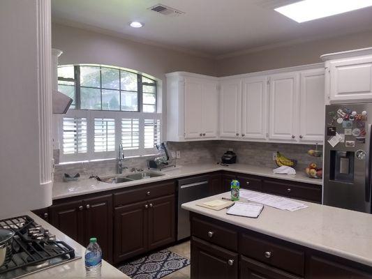 Another shot of remodeled cabinets. Notice the difference between the upper cabinets and the lower.