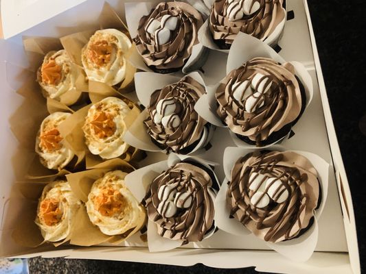 Pumpkin pie cupcakes and hot chocolate cupcakes