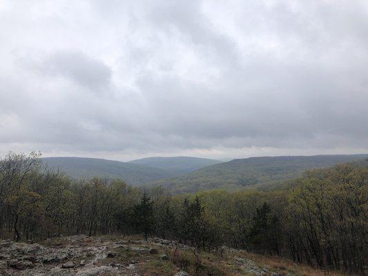 Mina Sauk Falls Trail