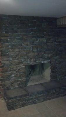 Fireplace face lifted with stone vaneer