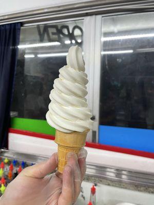 Cake and waffle soft serve ice cream cone (vanilla, chocolate, swirl, strawberry)