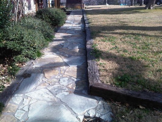 FLAGSTONE WALK WAY