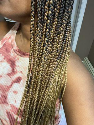 Knotless braids by Donna