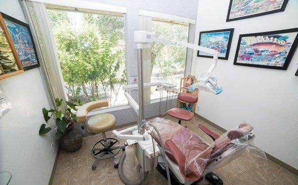 One of our 5 dental operating rooms.