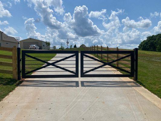 14' Crossbuck Aluminum Double Drive Gate