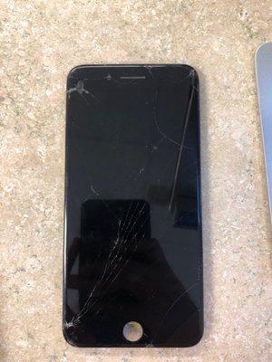 iPhone 8 Plus crack screen