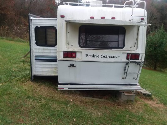 1988 prairie schooner 3500