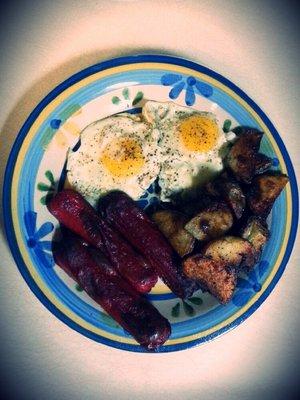 Sliced & pan fried RED LINKS for breakfast! (lower lefthand corner) Bought from Northside Superette in Thomaston, Georgia.