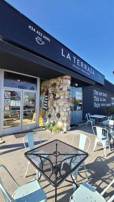 La Terraza Coffee Shop  03-26-2024