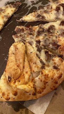 Supposed to be steak and cheese pizza..... how do you miss the 1.5 slices and not put cheese on it????