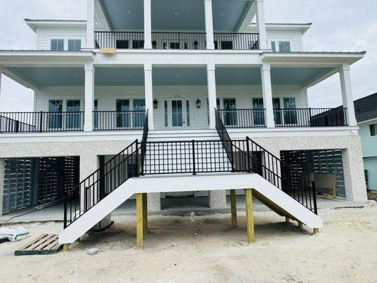 Black aluminum railing and decking