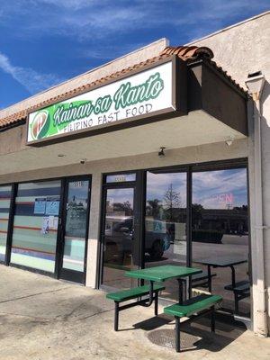 3/2/22 didn't really notice that they have a newer store front signage AND seating outside