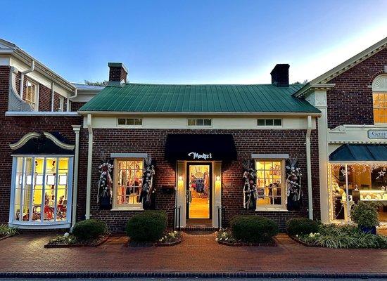 Visit Monkee's of the Pines in the Village of Pinehurst!