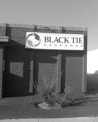 Black Tie Exchange front of store sign