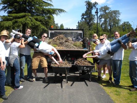 Cleaning up Juanita Beach!