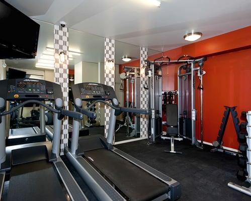 Fitness Center at Reside at Belmont Harbor Apartments