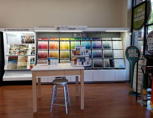 Color and Swatch Studio