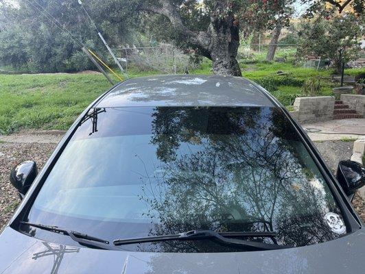 Windshield visor 5% tint