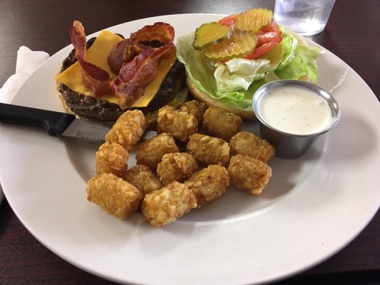 Bacon cheeseburger with tots.