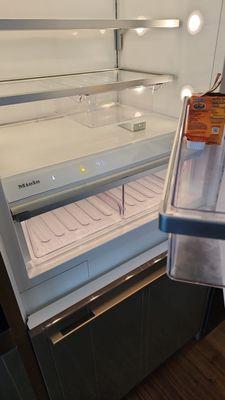 Miele refrigerator. Right temperature inside.