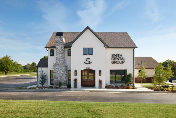 Front and street view of our new state-of-the-art dental office.