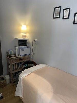 facial room