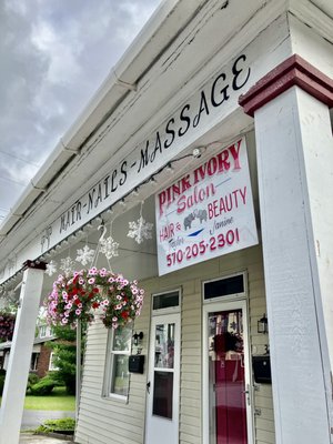 Pink Ivory Salon