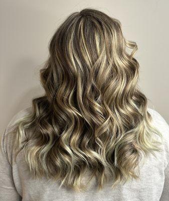 Highlights & curls