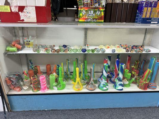 Tobacco water pipes