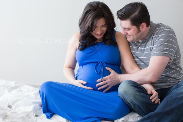 Maternity photo session with Lisa Gendron. Such a warm, calm and inviting place!