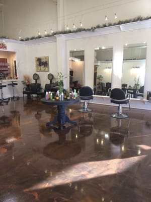 Fresh organic salon.