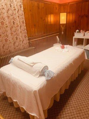 Bodywork Table Room 2
 #bodyworkspa