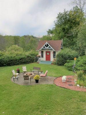 Shared yard, view from apartment's 
rear deck