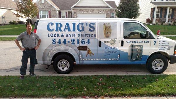 Lock and Key, Lockout and Safe services. Serving Carmel and nearby areas.