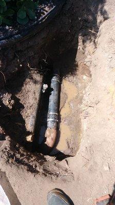 Replacing main sewer with a pipeliner