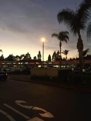 Tustin Plaza