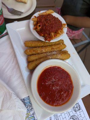 Kids meal cheese sticks with mostaccioli