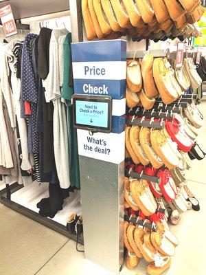 Old Navy, Exton -- the desperately-needed price checker