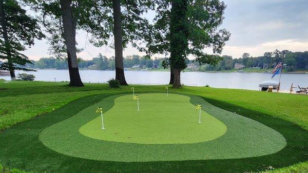 We are specialized on putting greens