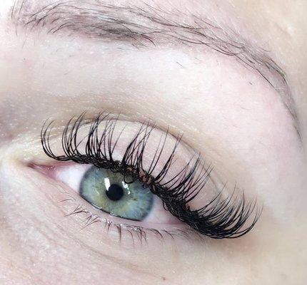 Classic Lashes.