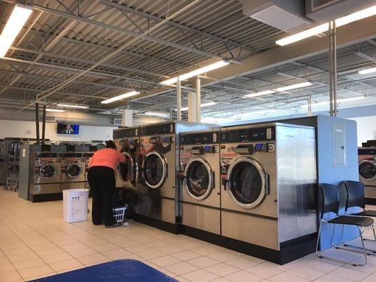 View of the large washers that take credit cards